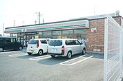 セブンイレブン豊橋高須町店 69m