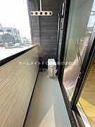 同型完成モデル