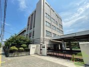 大阪市立塚本小学校 151m
