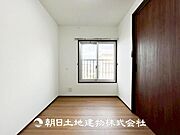 【居室】大切な家族一人ひとりの大切な個別空間。趣味・感性で個性的に飾って頂けるようシンプルに仕上げてあります。自分時間を充実させながら心豊かなひとときを過ごすための大切な空間。