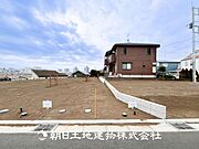 【外観写真】目の前に手を伸ばせば、触ることが出来そうな環境が、そのままインテリアになったような印象です。