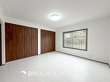 【居室】大切な家族一人ひとりの大切な個別空間。趣味・感性で個性的に飾って頂けるようシンプルに仕上げてあります。自分時間を充実させながら心豊かなひとときを過ごすための大切な空間。