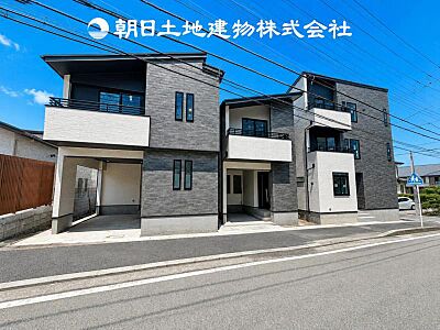 外観:【外観写真】その家から感じられる、気品・上質・重厚感・極細やかさ、そのすべては見た者に安らぎを与える特別な空間です。ここに住むからこそ意味がある。すべての(始まり)をここから迎えましょう。 外観:【外観写真】その家から感じられる、気品・上質・重厚感・極細やかさ、そのすべては見た者に安らぎを与える特別な空間です。ここに住むからこそ意味がある。すべての(始まり)をここから迎えましょう。