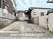 【外観写真】その家から感じられる、気品・上質・重厚感・極細やかさ、そのすべては見た者に安らぎを与える特別な空間です。ここに住むからこそ意味がある。すべての（始まり）をここから迎えましょう。