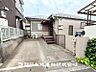 外観：【外観写真】家族の色を映し出す洗練された邸宅は、ずっと輝き続けながらいつしか街の風景に溶け込んでいきます。