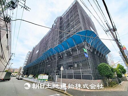 【外観写真】大切なご家族、招いた友人と過ごす大切な時間を差し込む光が優しく包み込む空間。大切な人とともに、心穏やかに過ごすひとときを味わってください。