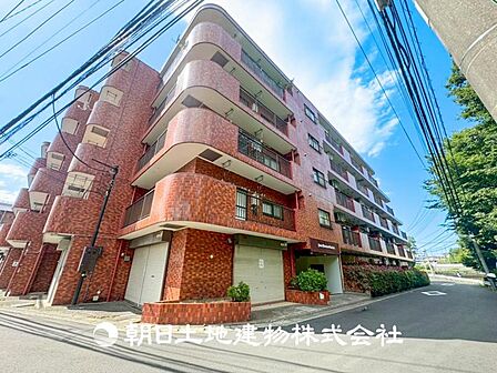 【現地写真】温かい太陽を感じる事ができるのは、目の前に遮るものが無いから。彼方に広がる風景が絵画のように広がります。