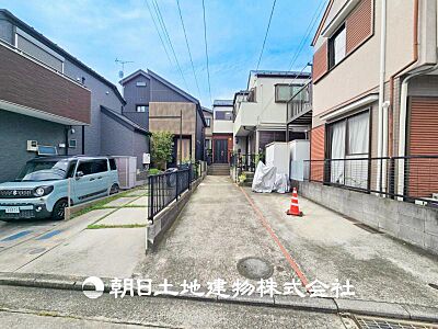 外観:【外観写真】その家から感じられる、気品・上質・重厚感・極細やかさ、そのすべては見た者に安らぎを与える特別な空間です。ここに住むからこそ意味がある。すべての(始まり)をここから迎えましょう。 外観:【外観写真】その家から感じられる、気品・上質・重厚感・極細やかさ、そのすべては見た者に安らぎを与える特別な空間です。ここに住むからこそ意味がある。すべての(始まり)をここから迎えましょう。