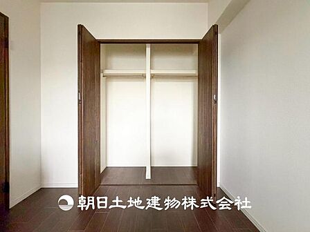 【収納】子供部屋にも寝室にも、便利な全居室収納スペース付ですので、各部屋の荷物がすっきりまとまります。