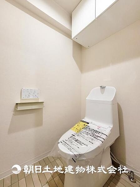 【トイレ】大切な1人時間。寛ぎだけではない、快適な生活を送る為に必要なもの。毎日使う場所だから、より快適な空間に仕上げられています。