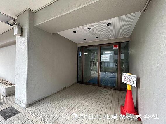 【エントランス...