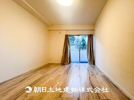 【居室】設計者のセンスが求められる大切な空間だからこそ、落ち着いて過ごせる癒しと寛ぎの空間が欲しい。そんな願いを叶えました。
