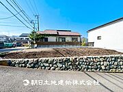 【外観写真】太陽に愛された家。陽当り・通風に優れた魅力的で快適さを追求した住宅です。
