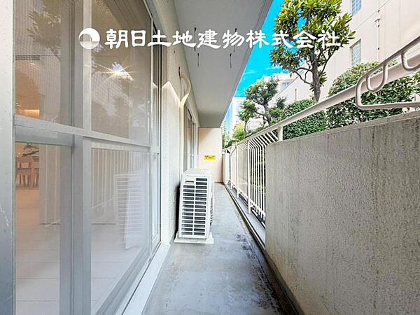 バルコニーを拡大表示