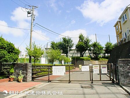 都田西小学校990ｍ