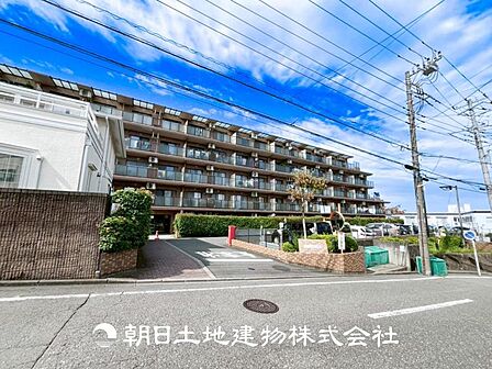 【外観写真】その家から感じられる、気品・上質・重厚感・極細やかさ、そのすべては見た者に安らぎを与える特別な空間です。ここに住むからこそ意味がある。すべての（始まり）をここから迎えましょう。