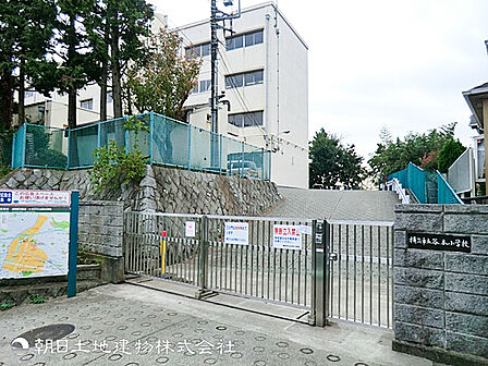 谷本小学校950ｍ