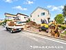 外観：【外観写真】家族の色を映し出す洗練された邸宅は、ずっと輝き続けながらいつしか街の風景に溶け込んでいきます。