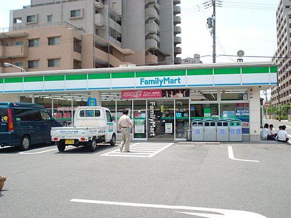 画像28:ファミリーマート瑞穂牛巻町店 64m