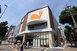 ダイエー 金山店 330m