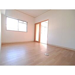 イーストヒル寺山 2階2DKのリビング/ダイニング