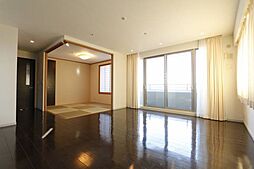 モアグレース八勝通ＰｒｅｍｉＸ 8階3LDKのリビング/ダイニング