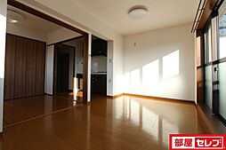 コアプリシード 1階1LDKのリビング/ダイニング