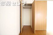 写真3の部屋の収納スペースです。