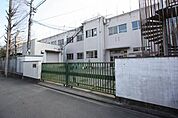 汐路中学校 739m
