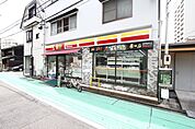 ニューヤマザキデイリーストア新栄二丁目店 226m
