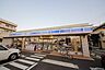 周辺：ローソン川名駅前店 101m