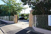 名古屋市立御器所小学校 735m
