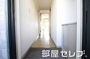 玄関から見た景色です。