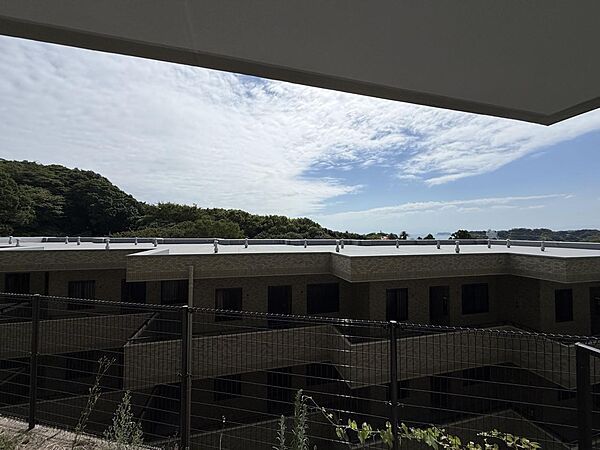 バルコニーを拡大表示
