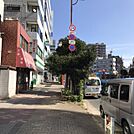 ビル前面道路