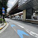 前面の昭和通り