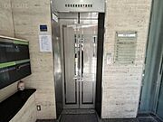エレベーター1基