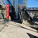ビル前面道路