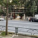 ビル前面道路