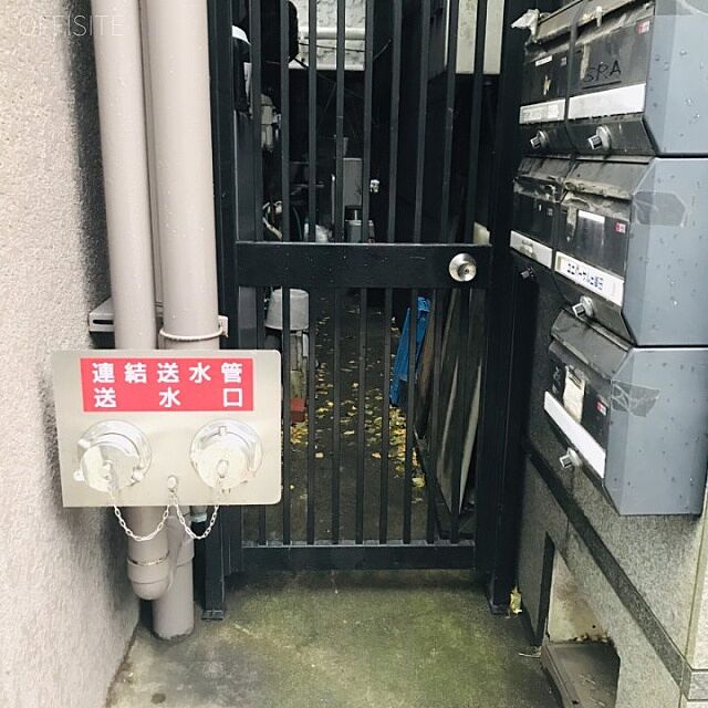 7 / 11