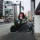 ビル前面道路