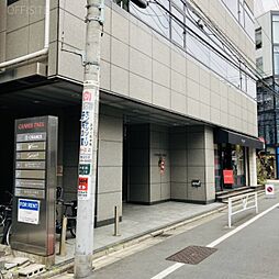 9 / 46