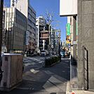ビル前面道路