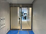 エントランス(出口)