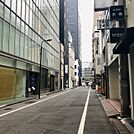 ビル前面道路