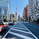 前面に外苑東通り