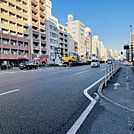 ビル前面道路