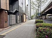 前面歩道