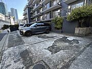 駐車場も区画ごとにデザインされています