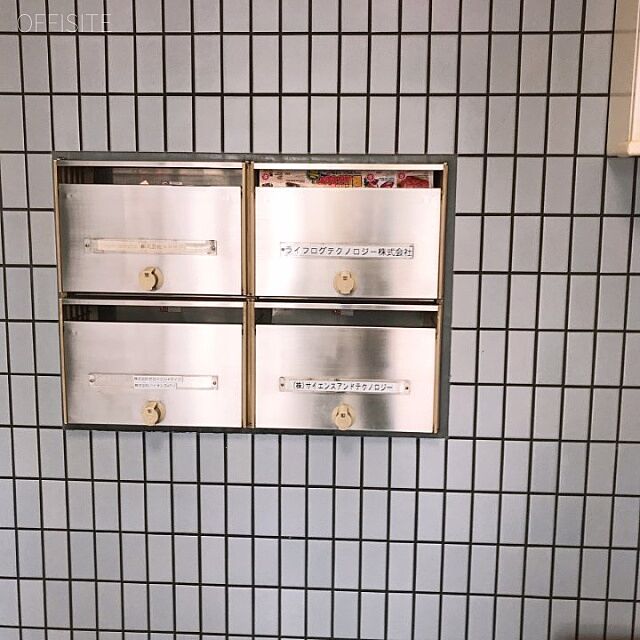 14 / 18
